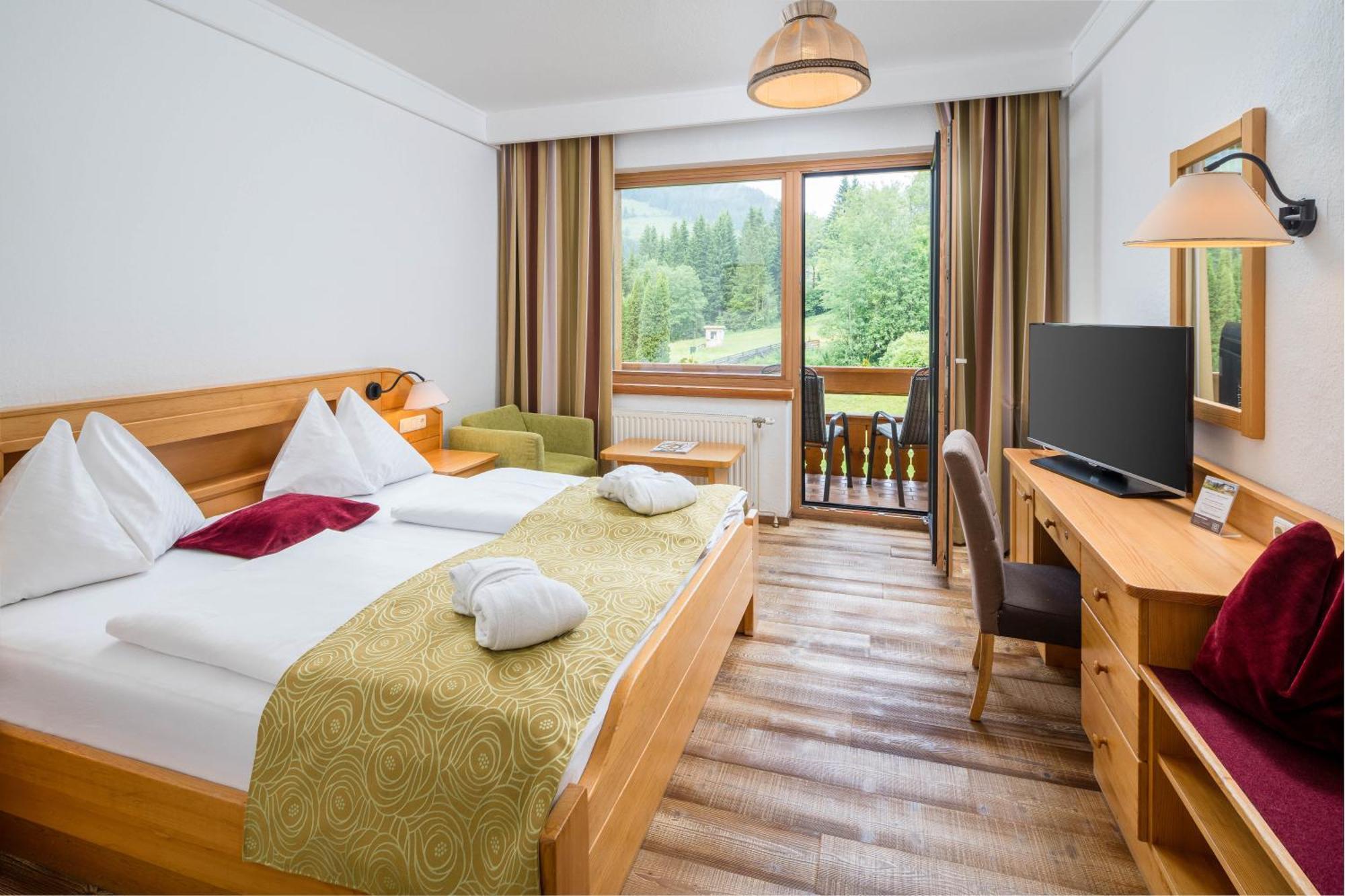 Hotel Nockresort Bad Kleinkirchheim Bagian luar foto