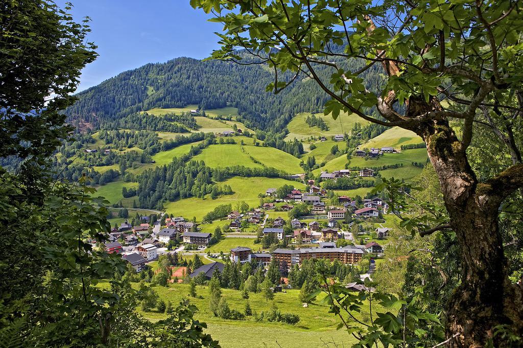 Hotel Nockresort Bad Kleinkirchheim Bagian luar foto